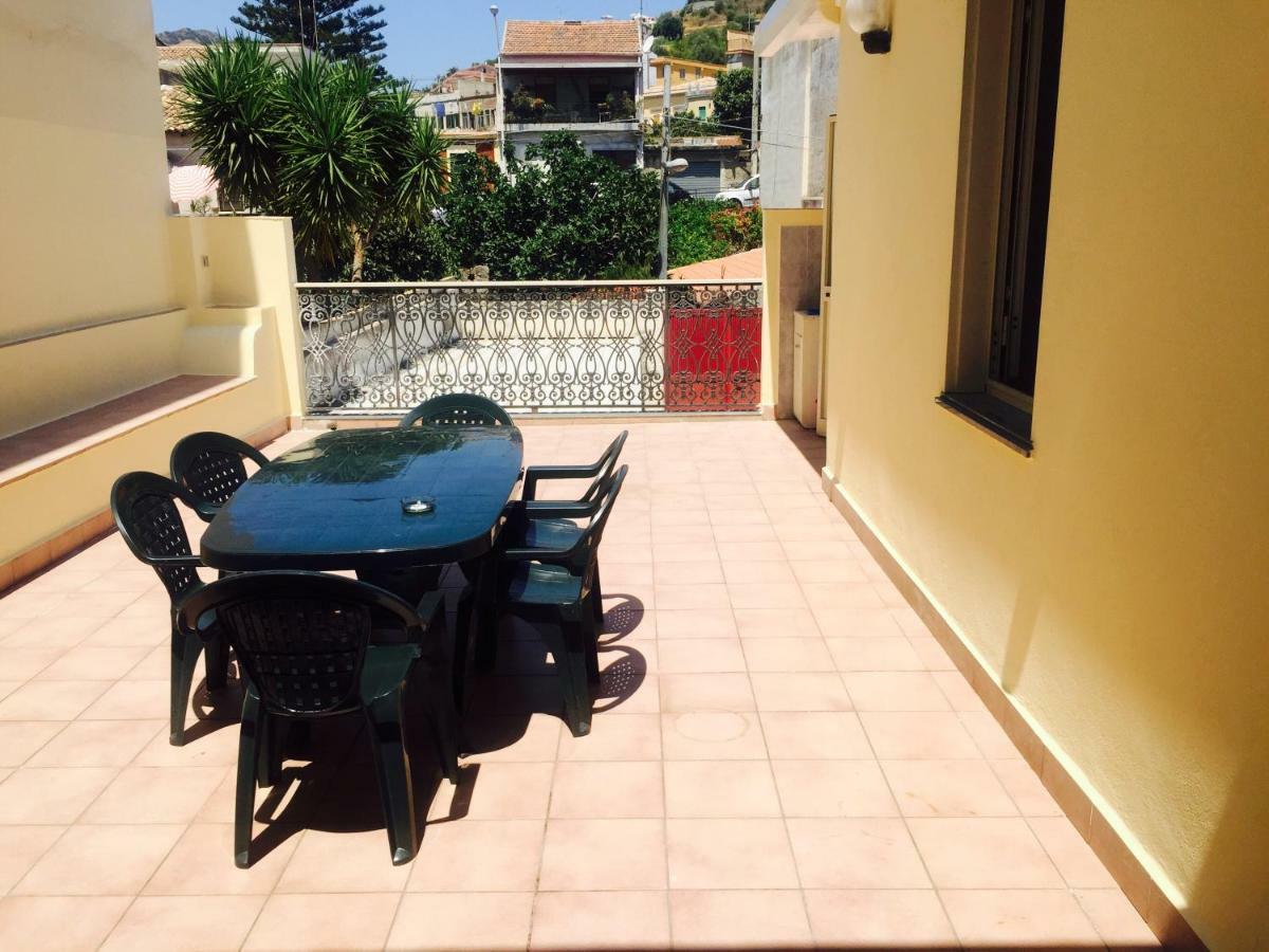 Apartamento Casa F. I. Roccalumera Exterior foto